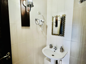 Квартира на Аланской, 25 "Пентхаус"