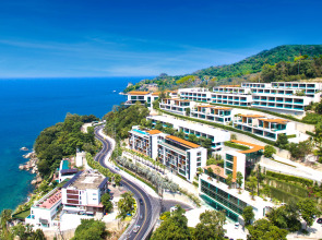 Отель Wyndham Grand Phuket Kalim Bay