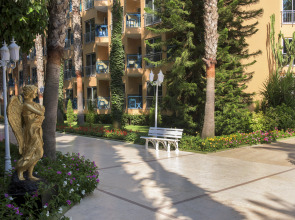 Отель Botanik Hotel & Resort