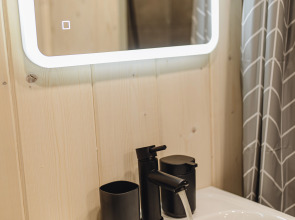 Частный дом Glamping by river