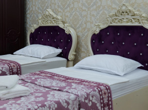 Частный дом Рядом с Регистаном