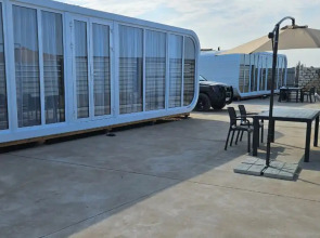 Бунгало Капсульный Отель на 4 человека у моря