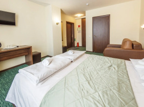 Отель Алмаз