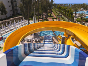 Отель Botanik Hotel & Resort