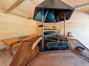 Гостевой Дом Замок в Лесу Пушкинские Горы