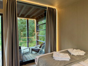 Отель Коттедж в лесу "Someroya"