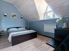 Частный дом часть с 2 спальнями с видом во дворик