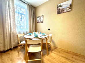 Апартаменты Двухкомнатные  Рядом с Тц Фантастика