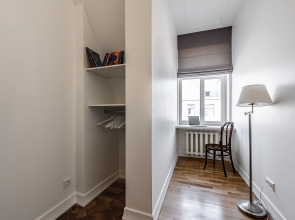 Апартаменты Яркий Лофт с видом на крыши