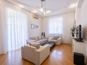 Апартаменты Односпальные с Гостиной Комнатой на Торговой улице