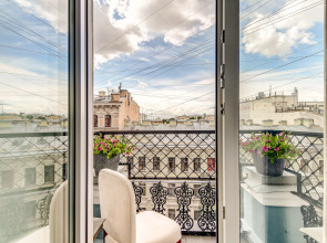 Отель Nevskiy Eclectic by AKYAN