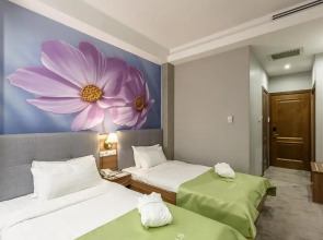 Отель Renion Hills Almaty