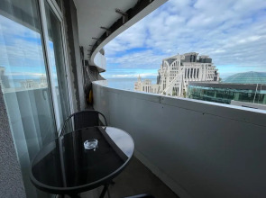 Апарт-отель Самые лучшие апартаменты на первой береговой линии