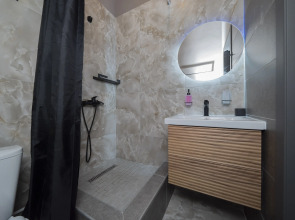 Отель Артман