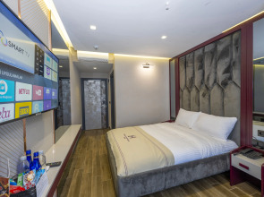 Отель Heaven Premium Airport