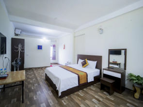 Отель Family Transit 2