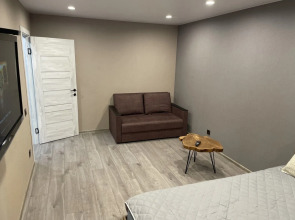 Апартаменты на Аскольдовцев 37