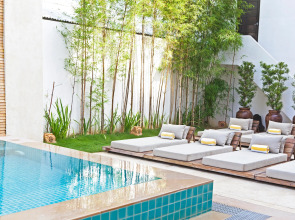 Курортный отель The District Boracay