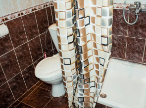 Отель Адамас