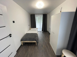 Квартира 4-х комнатная на 10-х у пляжа с озером