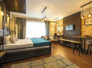 Апарт-отель  Cube Suites