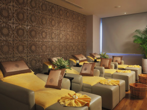 Отель Harmony Saigon Hotel & Spa