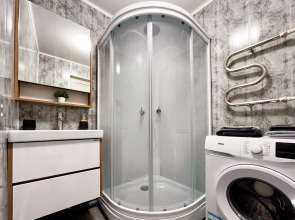 Апартаменты Granada дизайнерская квартира-студия с новым ремонтом в самом центре города