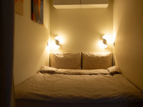 Квартира Aparts Дизайн-студия в центре с ж/д вокзалом