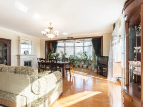 Апартаменты Большие красивые апартаменты напротив Кремля