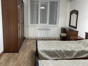 Квартира у набережной