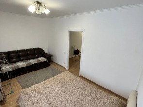 Апартаменты Трехкомнатная Квартира Люкс в Центре Омска