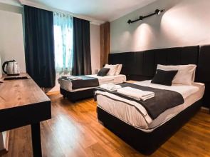 Отель Tepe Hotel & Business Suite