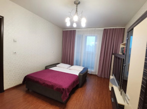 Комната у Метро Комендантский Проспект .