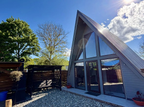 Частный дом Отражение гор