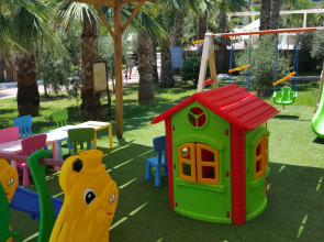 Отель Oscar Resort