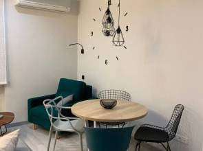 Квартира 2-комнатная уютная в центре в дизайнерском исполнении