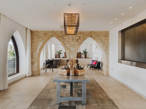 Отель Arkin Palm Beach