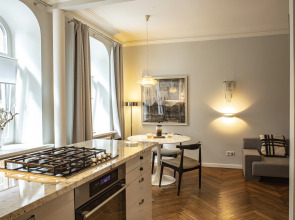 Апартаменты на тихой улице у Авроры