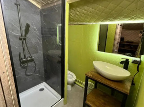 Глэмпинг Наедине