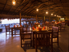 Отель Nilaveli Beach