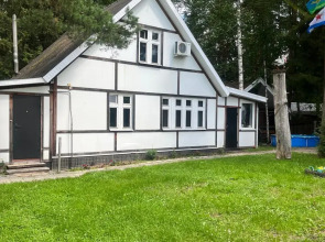 Частный дом Уютный дом в сосновом лесу