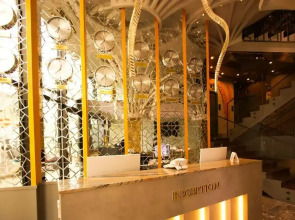 Отель Carat Yerevan