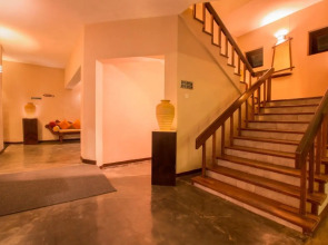 Курортный отель The Palms