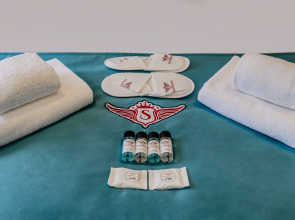 Отель Solin Airport Hotel