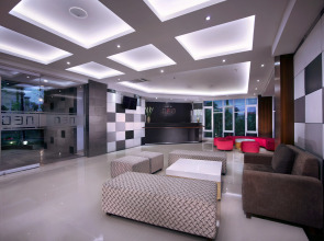 Отель Neo Denpasar