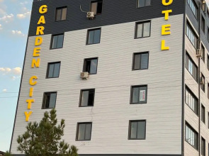 Отель Garden City