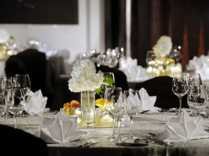 Отель Palace Downtown