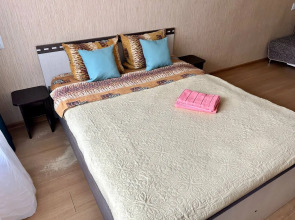 Апартаменты SmolSutki (СмолСутки) на улице Октябрьской революции 32