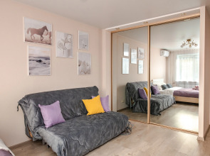 Апартаменты TopHouse на Пологой 60 однокомнатные