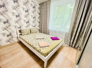 Квартира HotelRoom24 Большой Кондратьевский 8